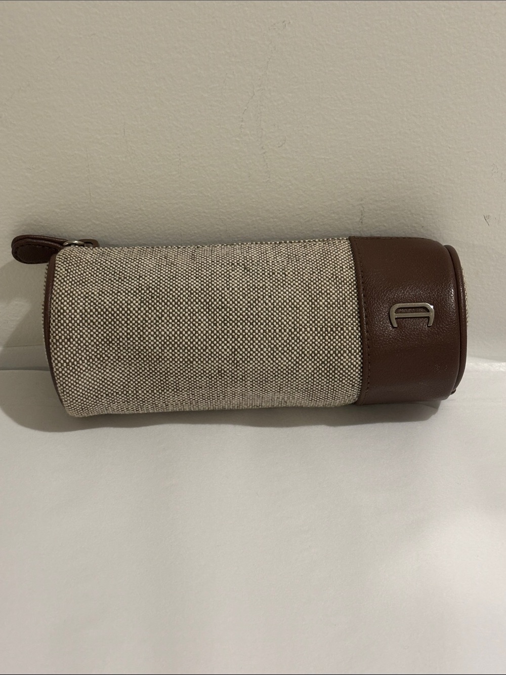 Vintage ETIENNE Aigner make up bag top zippered Cylinder Pouch brown brush case